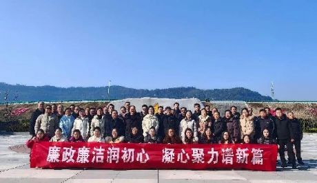 ����������(r��n)����    ���ľ����V��ƪ- by:nzcms