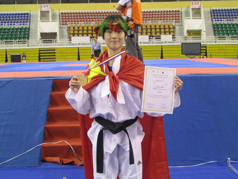 ��У�W(xu��)�����ԫ@����������ȭ���\��(bi��o)ِ52���）��܊- by:nzcms